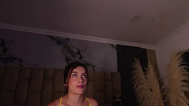 Melany_Luv webcam