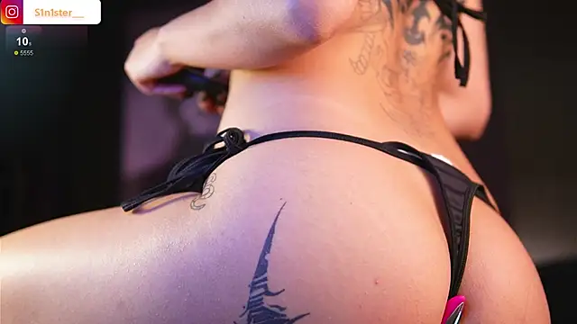 Melanie_Nyx webcam