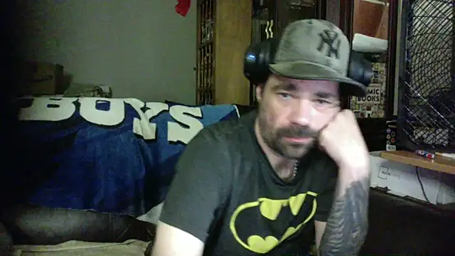 KinkyTOMan webcam