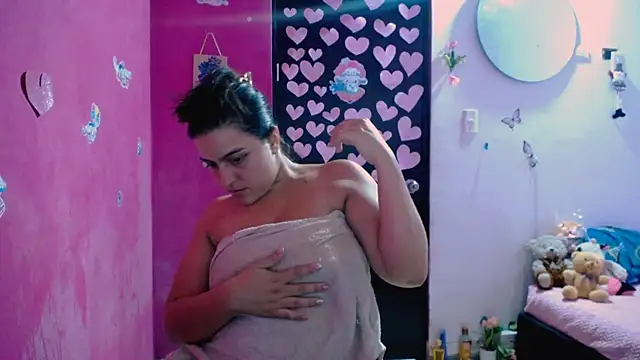 Kiara_tits webcam