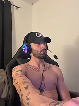 Aaron_hyuga webcam