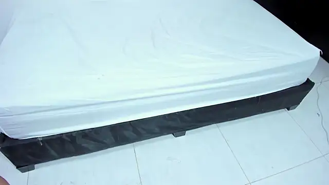 Match_Hot webcam