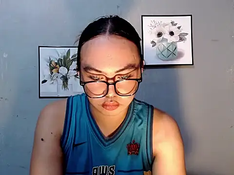 Asianblk_barbiedoll webcam