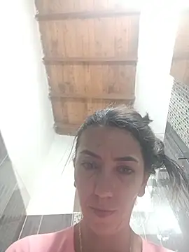 LunaZambrano webcam