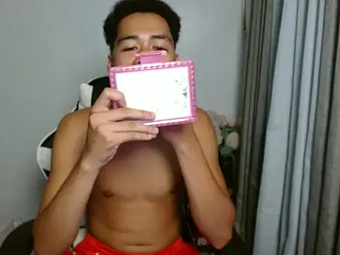 curlyasian_njxx webcam