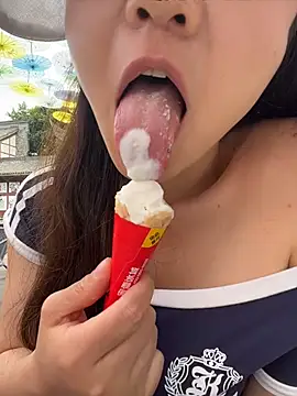 xiaochengzi505 webcam