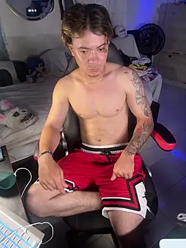 AngelLatinBoy webcam