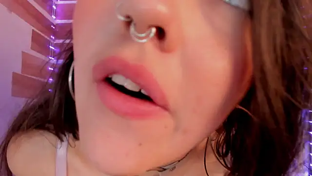 llanna_ webcam