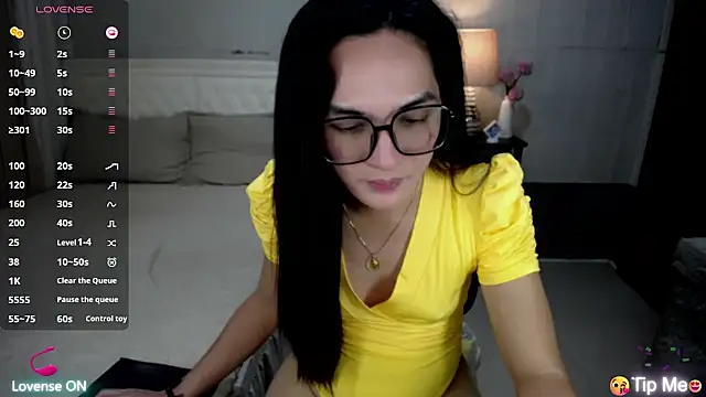 AsianSweetHeartxX webcam