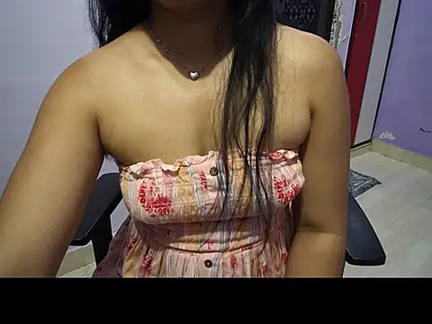 BabyNaina webcam