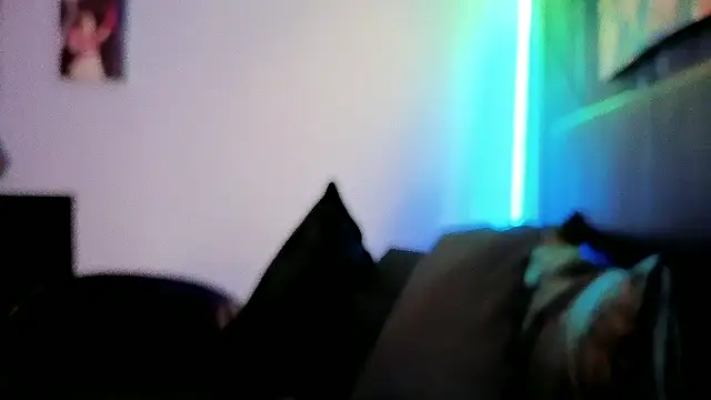 AshenRoe live cam