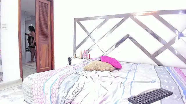Foxxy_maverick webcam