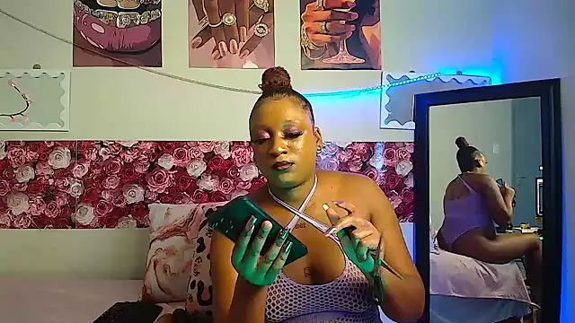 EnchantingLisa