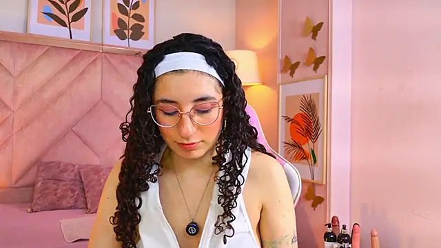 DemiJones_ webcam
