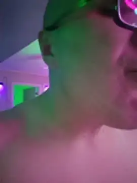 chronic_vibez webcam