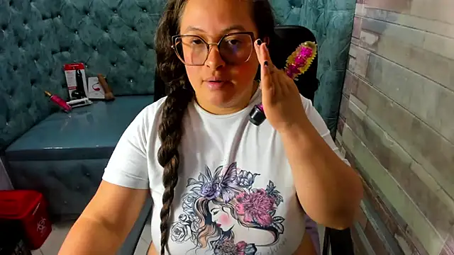 Sarah_Boobs_