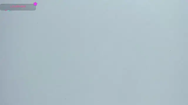 MissCurvyTop webcam