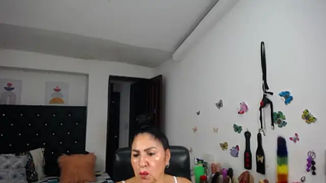 mature_bigboobs10 webcam