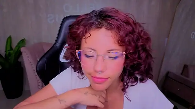zoe_ch_ webcam