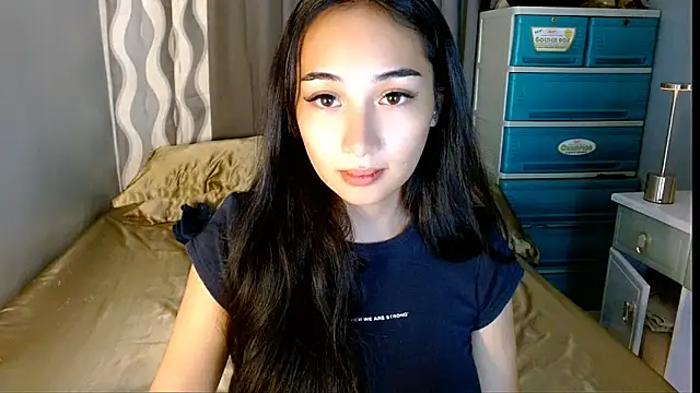 SweetLilly_18 webcam