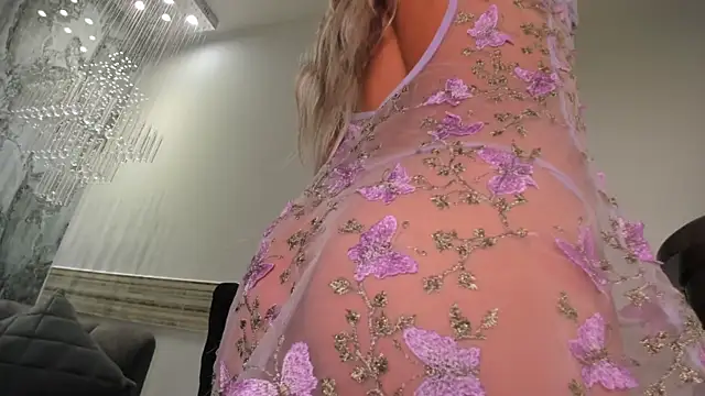 Celora - Trans webcam sex chat