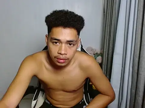 curlyasian_njxx (M twink) - public cum show