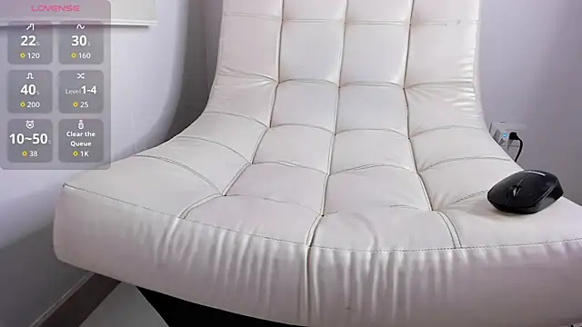 Aaron_Tate webcam