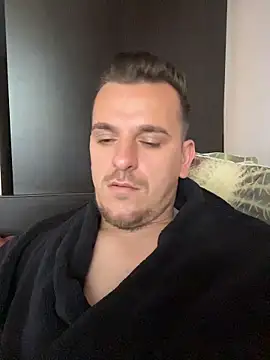 Huge_cock22cm