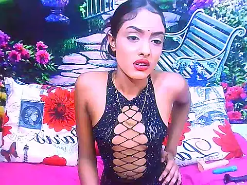 IndianPretty14u2Luv webcam