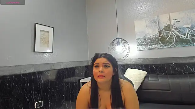 Katy_Curvyy