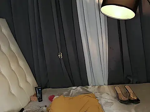 Foxxy_Barbie webcam