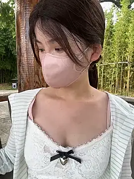 gougou13 webcam