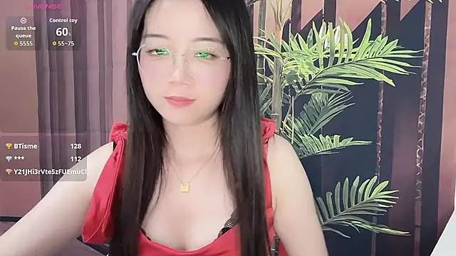 77-Vicky webcam