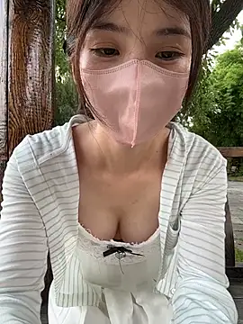 gougou13 webcam