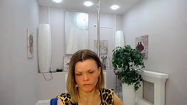 wild_temptation_ webcam