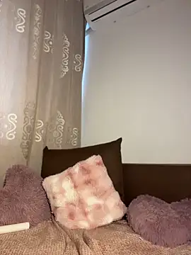 Sabrinedivinee webcam