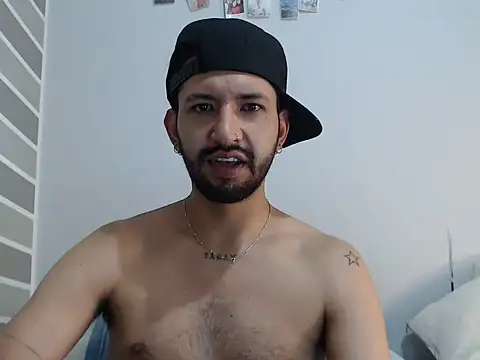 thomass1018 webcam