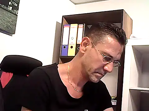 mastercharisma35 webcam