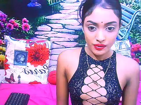 IndianPretty14u2Luv webcam