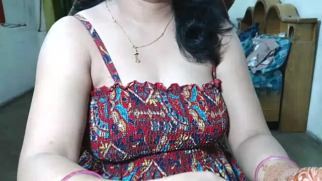 Cute_Mahi22 webcam