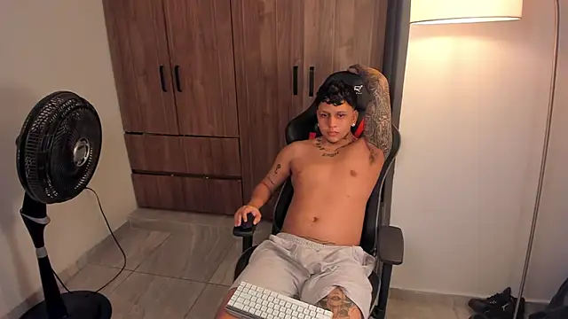 Jake_simons webcam