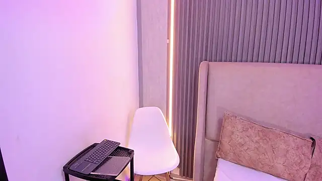 LezyTompson webcam
