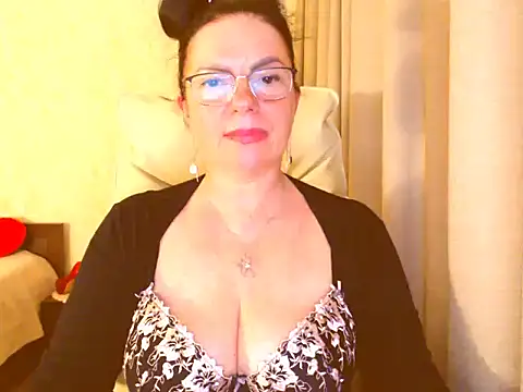 Monica-1203