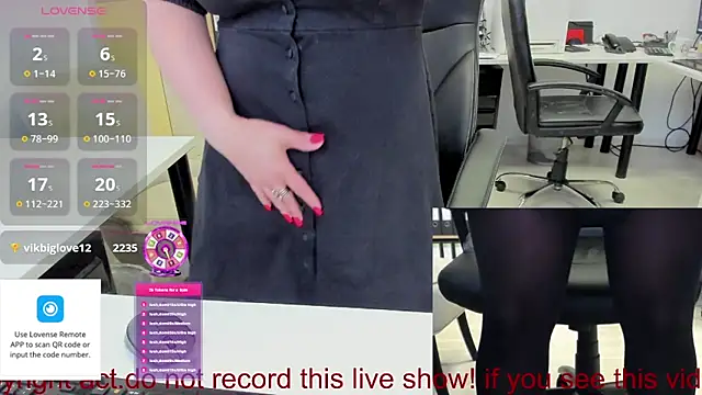 squirt_milf_viktoria webcam