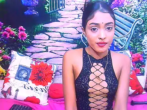 IndianPretty14u2Luv webcam