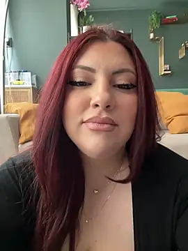 CurvyKimmy1 webcam