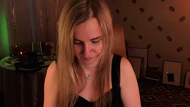 MiaSparkes webcam