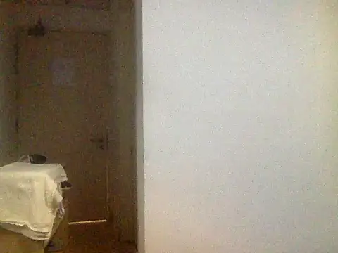 hornyslutvks webcam