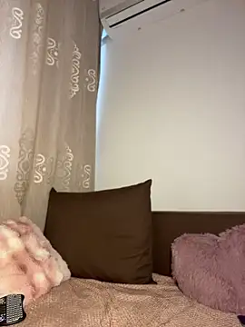 Sabrinedivinee webcam