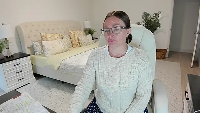 Vika73 webcam